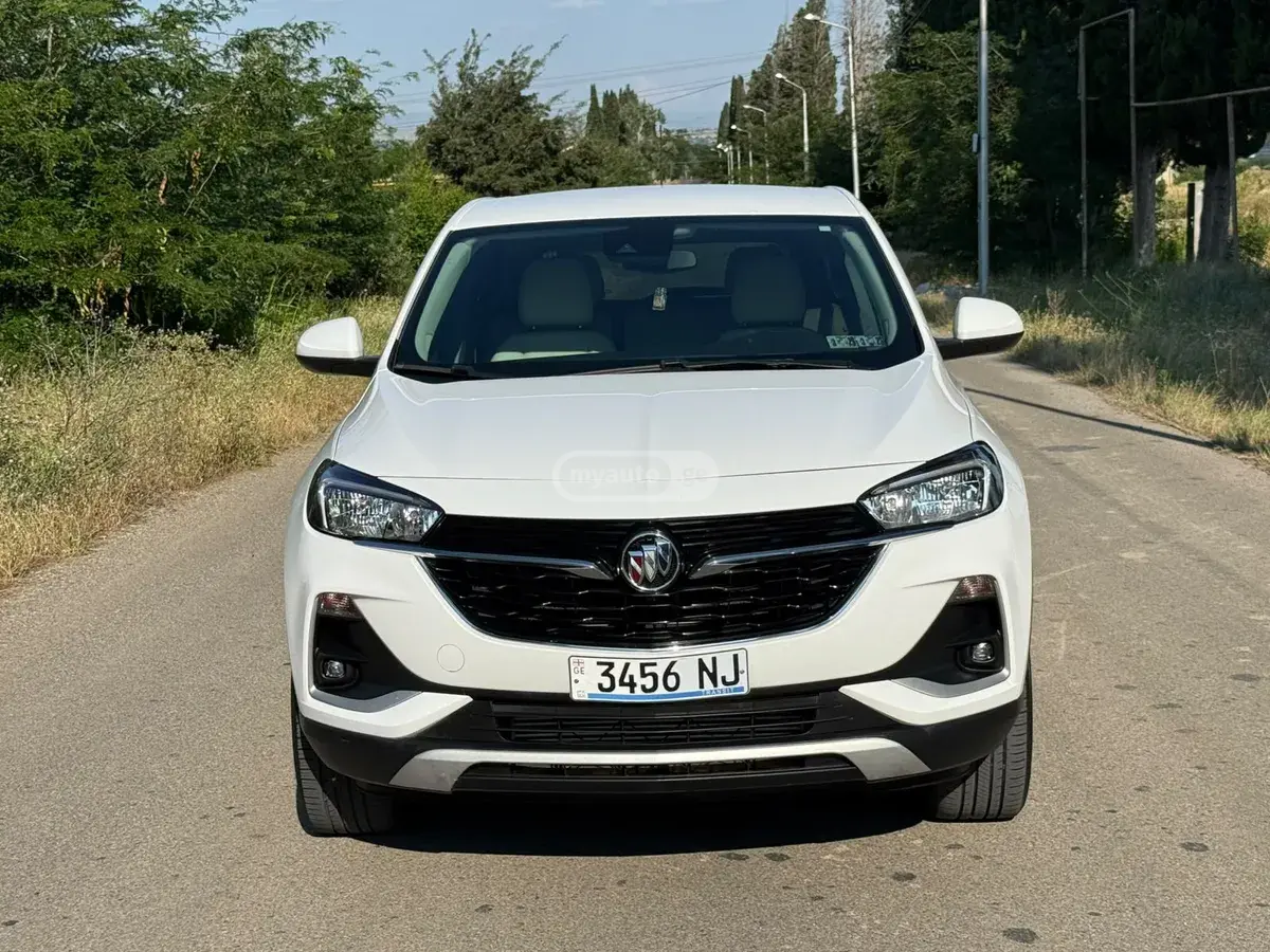 Buick Encore 2022 — photo 2