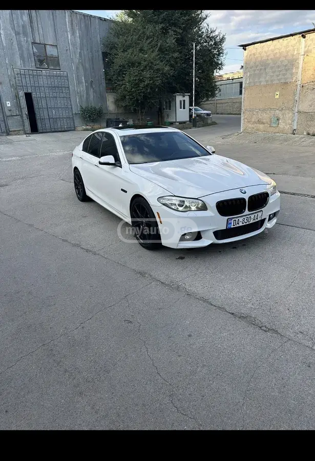 BMW 528
