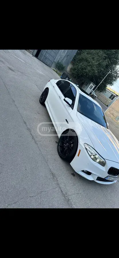 BMW 528 2014 — photo 2