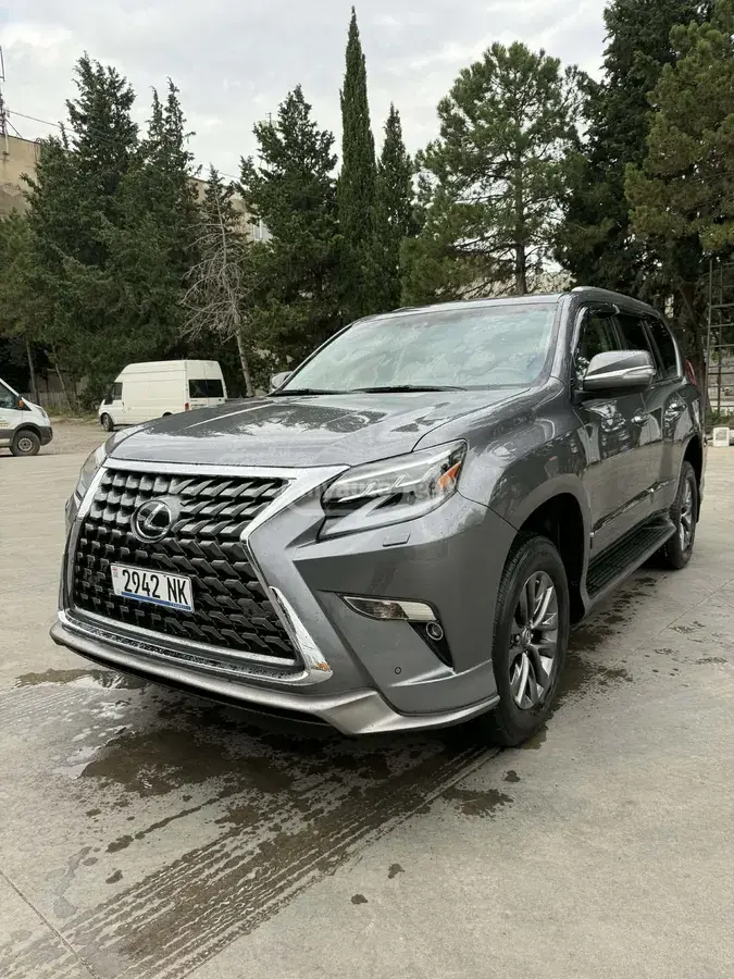 Lexus GX 460 2018 — photo 2