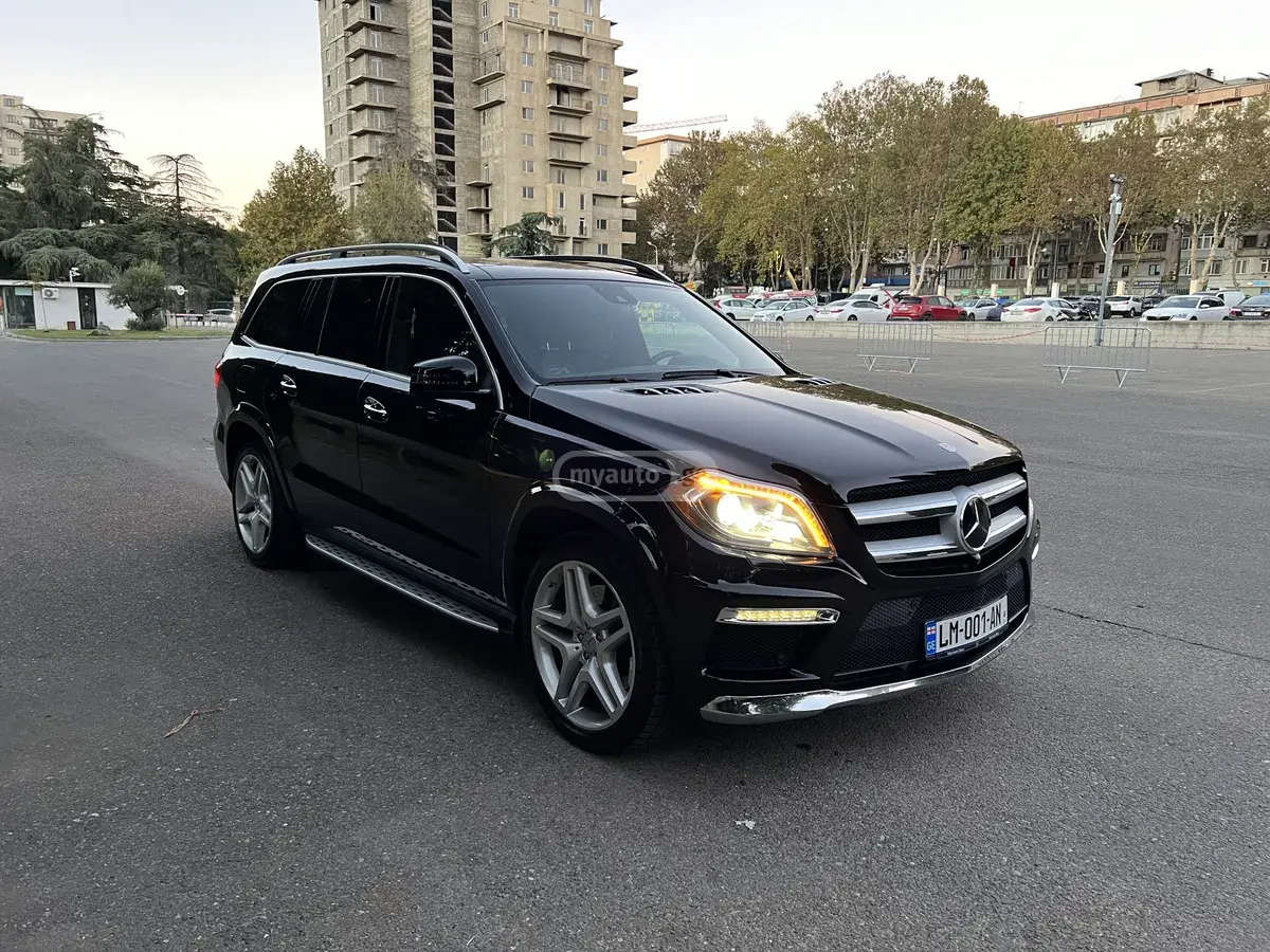 Mercedes-Benz GL 550