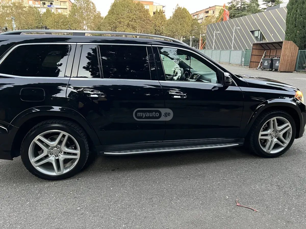 Mercedes-Benz GL 550 2014 — photo 2