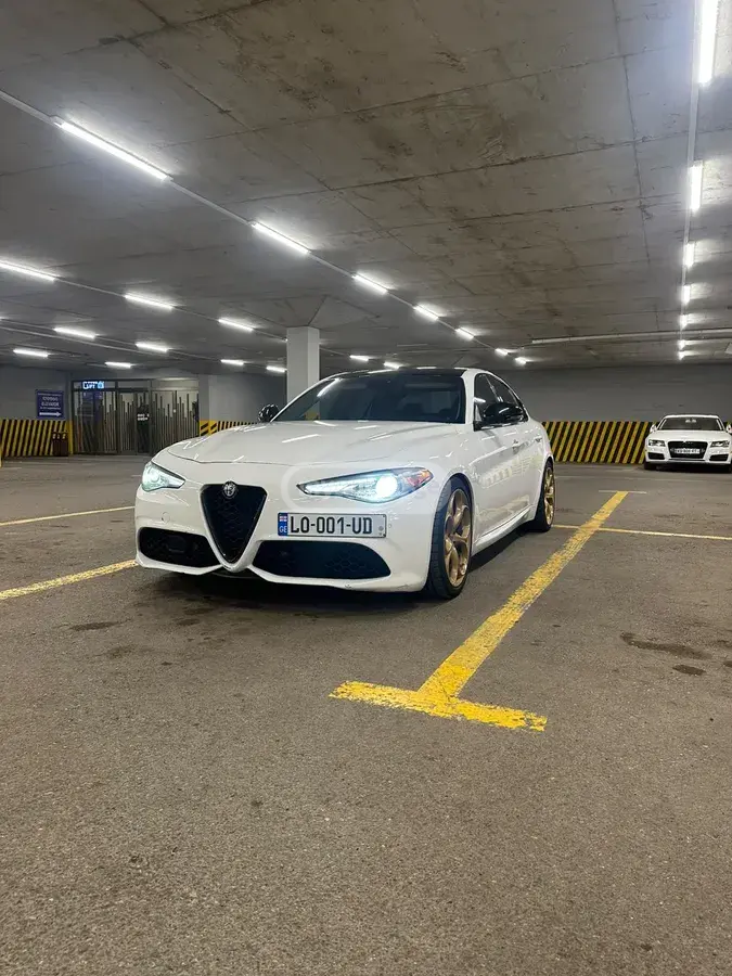 Alfa Romeo Giulia