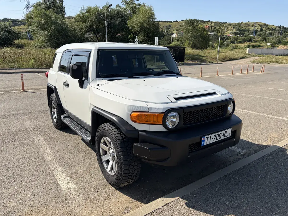 Toyota FJ Cruiser