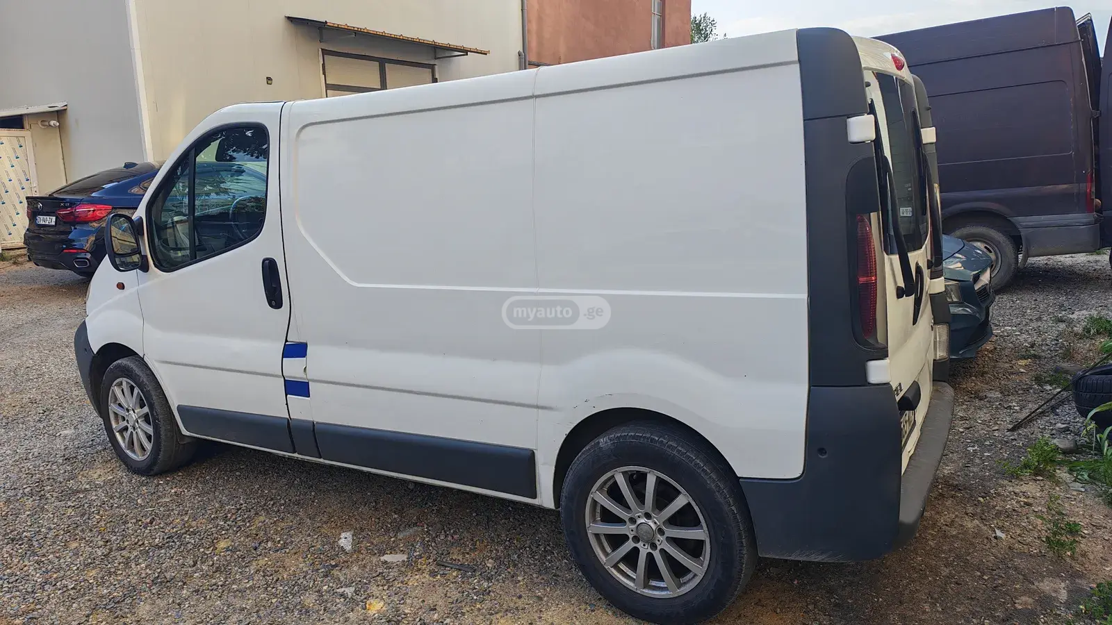 Opel Vivaro 2005 — photo 2
