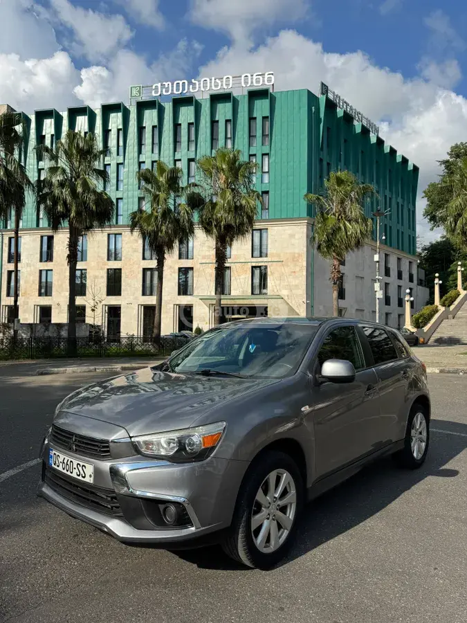 Mitsubishi Outlander Sport
