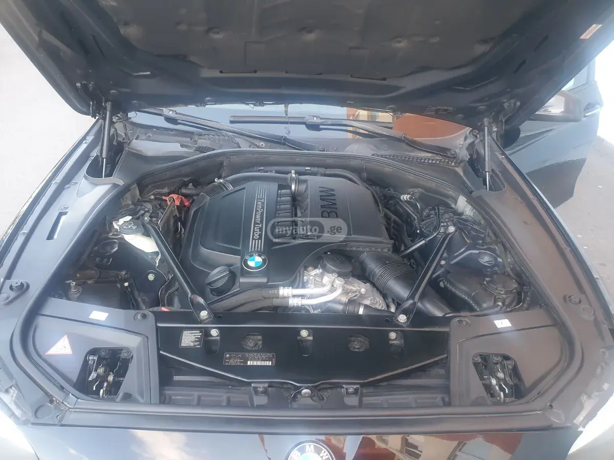 BMW 535 2013 — photo 2