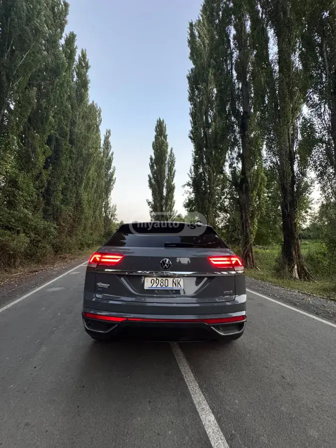 Volkswagen Atlas 2021 — photo 2