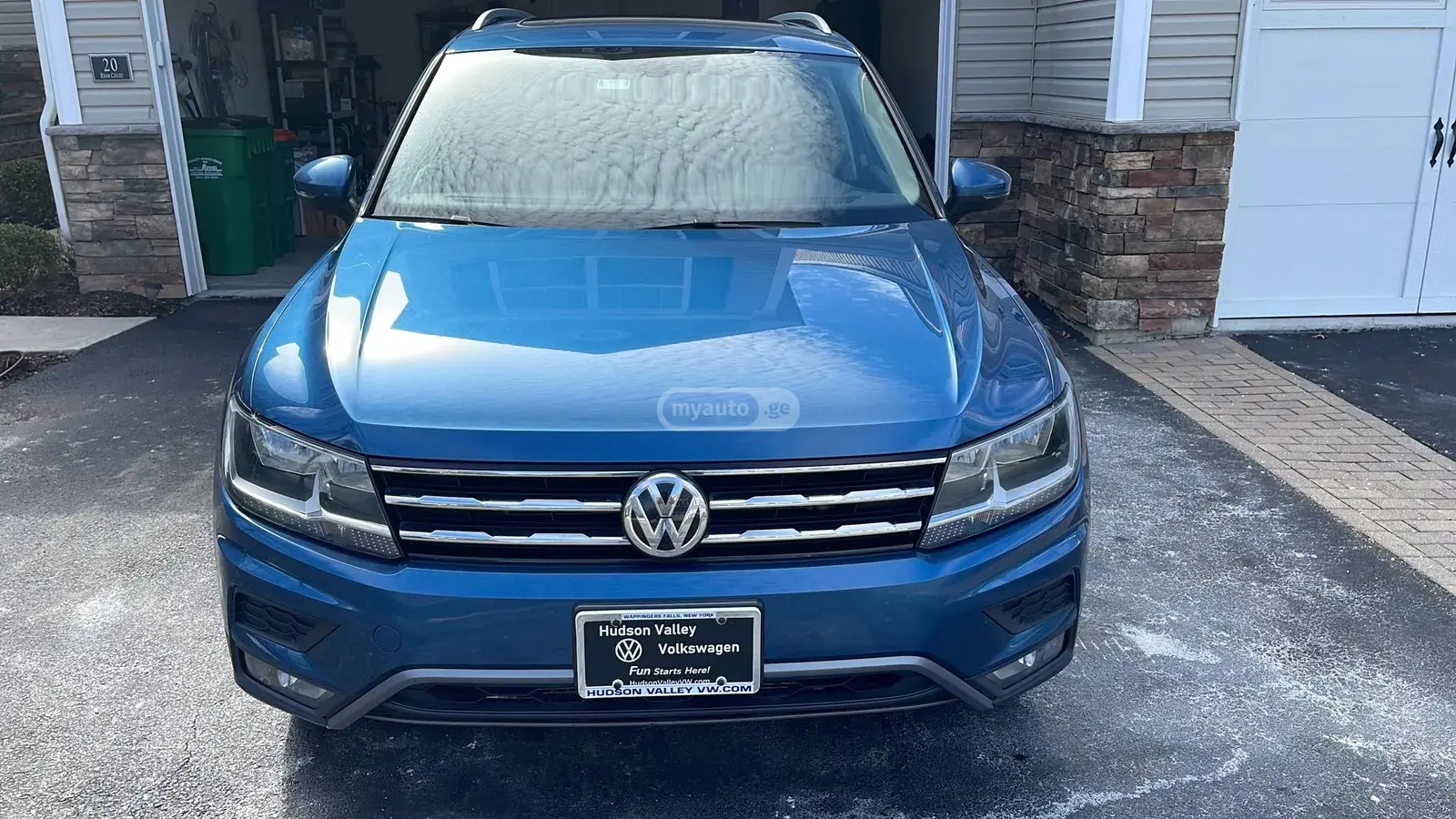Volkswagen Tiguan 2017 — photo 2