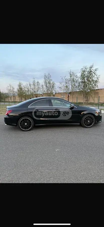 Mercedes-Benz CLA 250