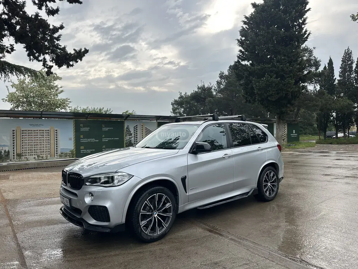 BMW X5 2015 — photo 2