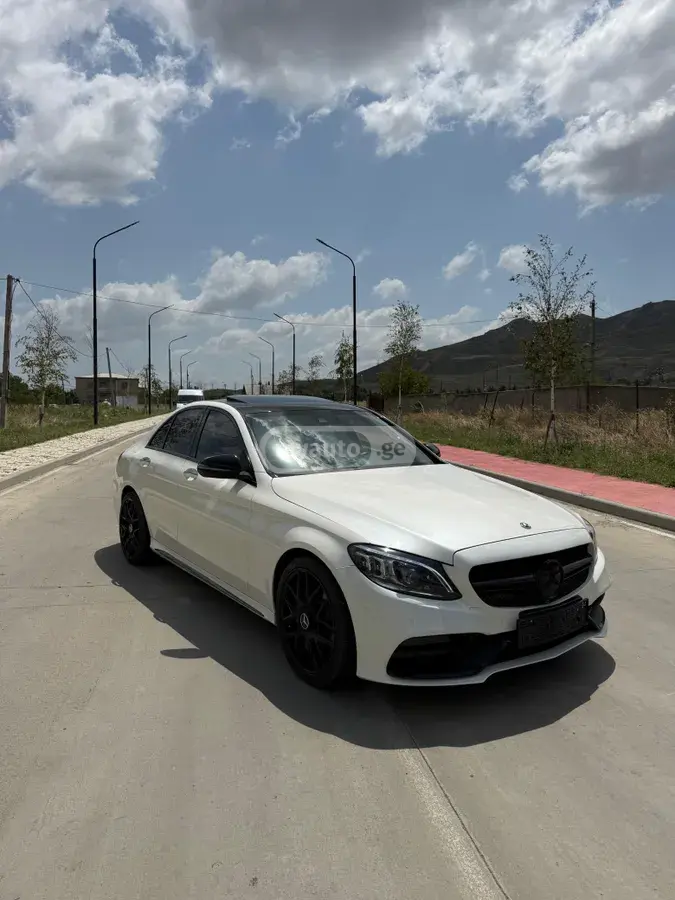 Mercedes-Benz C 300