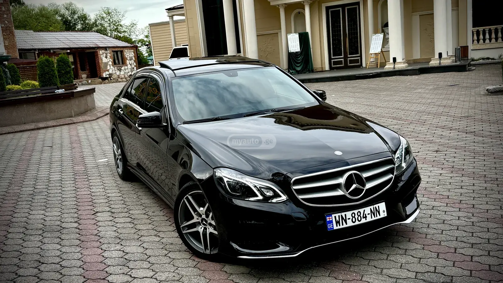 Mercedes-Benz E 350 2014 — photo 2
