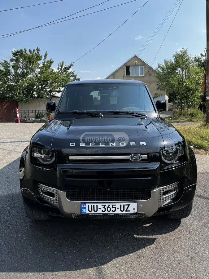 Land Rover Defender 130