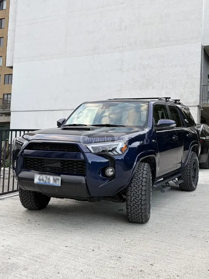 Toyota 4Runner 2020 — photo 2