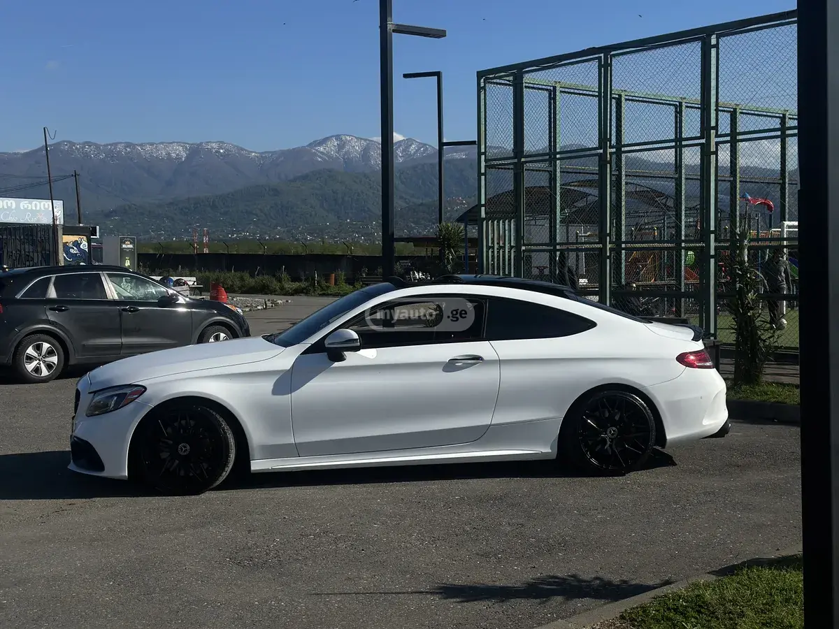 Mercedes-Benz GLC 43 AMG Coupe 2017 — photo 2