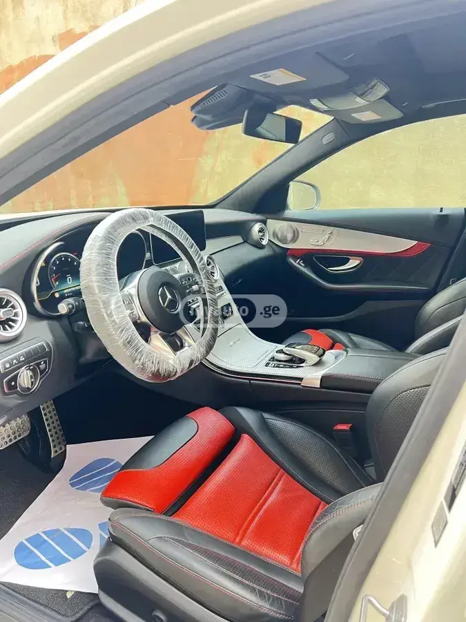 Mercedes-Benz C 63 AMG 2019 — photo 2