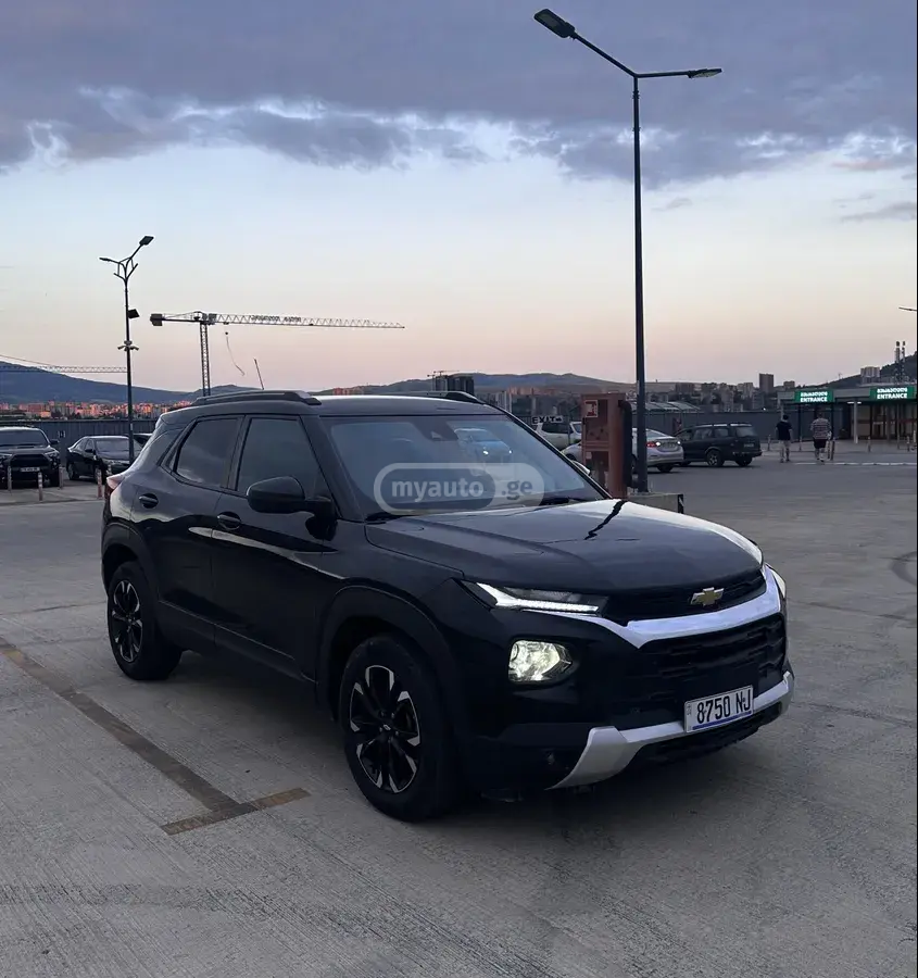 Chevrolet Trailblazer 2022 — photo 2