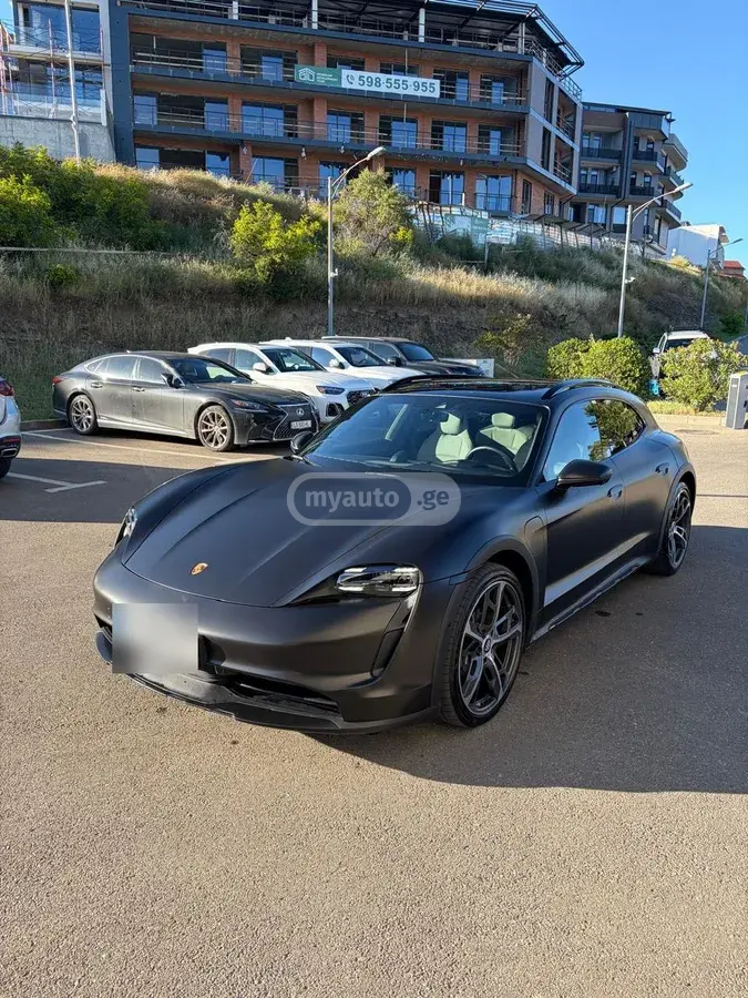 Porsche Taycan 4S