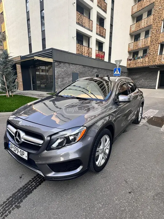 Mercedes-Benz GLA 250 2015 — photo 2