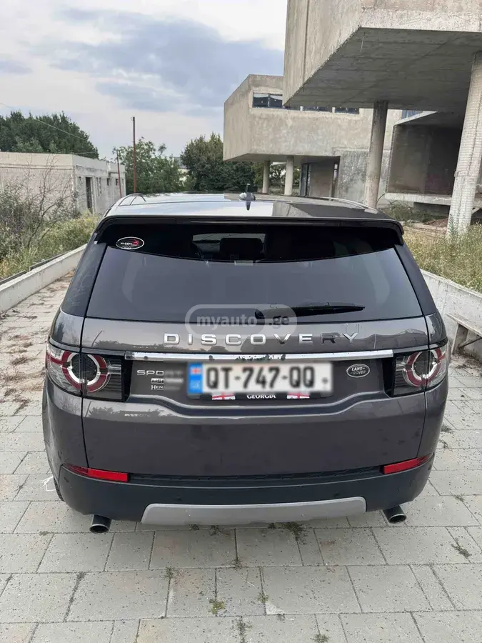 Land Rover Discovery Sport 2015 — photo 2