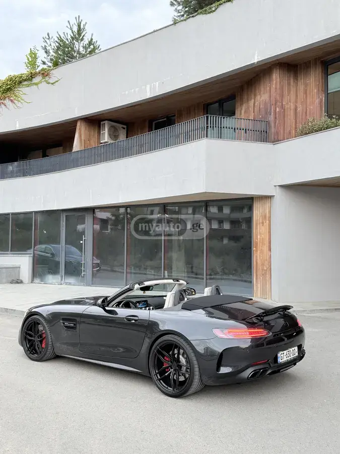Mercedes-Benz AMG GT C 2019 — photo 2