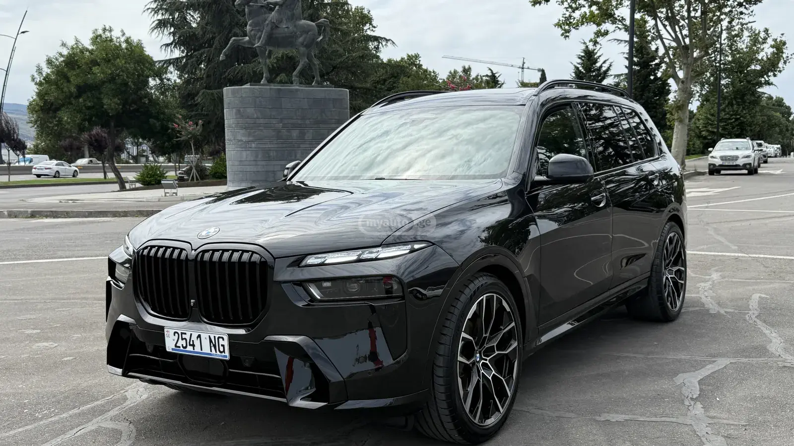 BMW X7