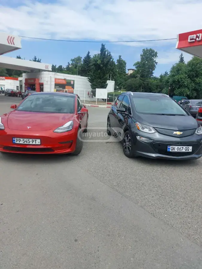 Tesla Model 3 2018 — photo 2