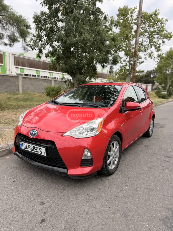 Toyota Prius C