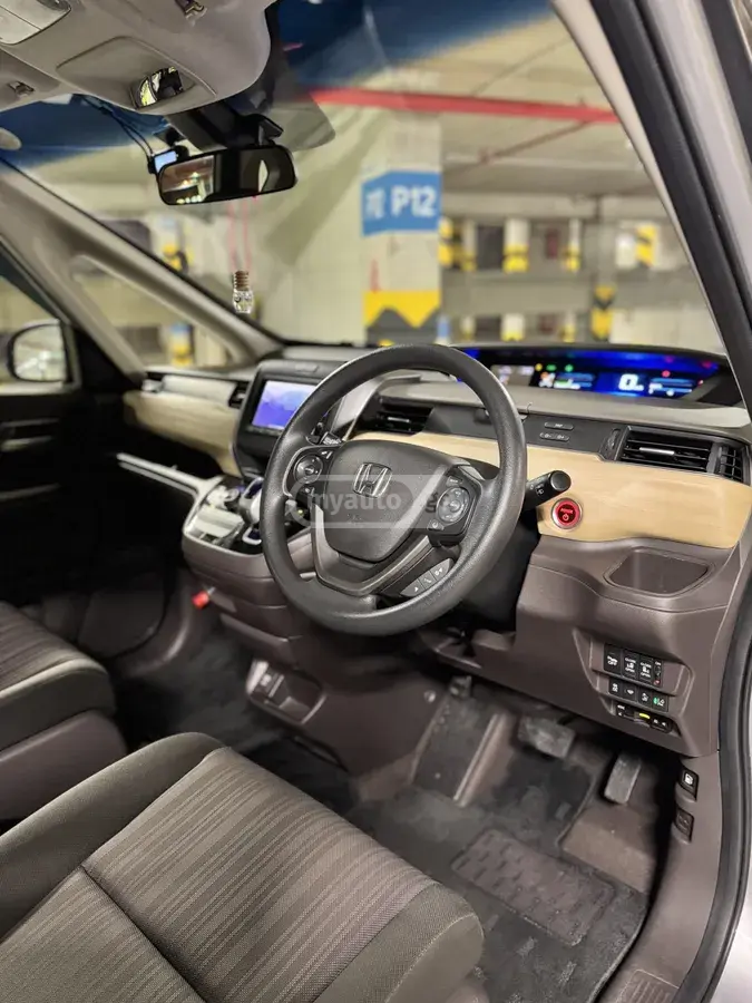 Honda Freed 2017 — photo 2