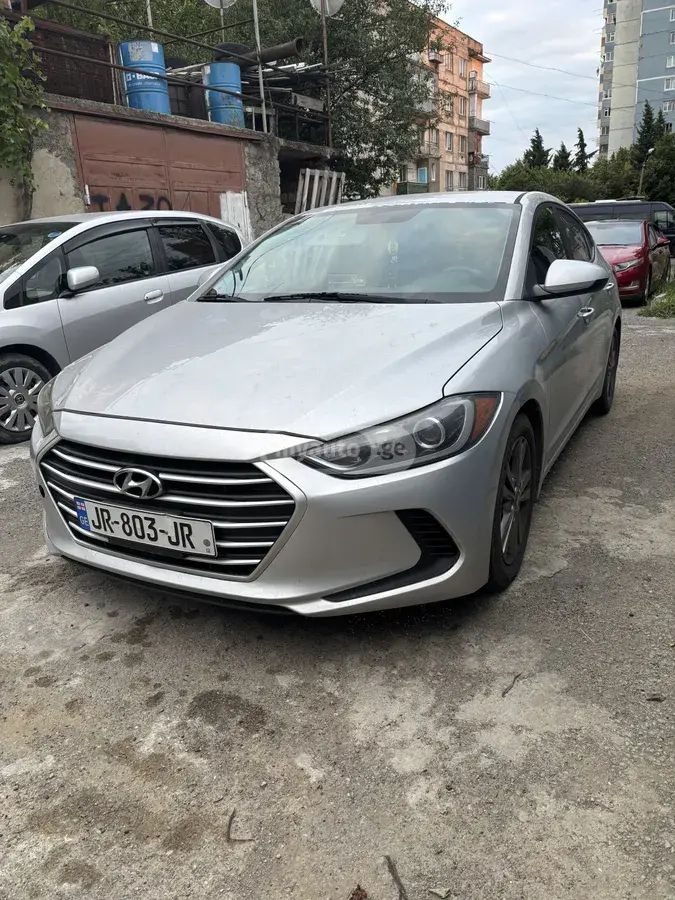 Hyundai Elantra
