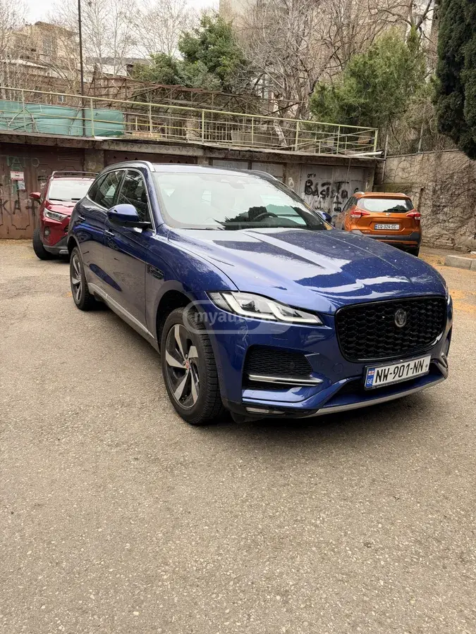 Jaguar F-Pace