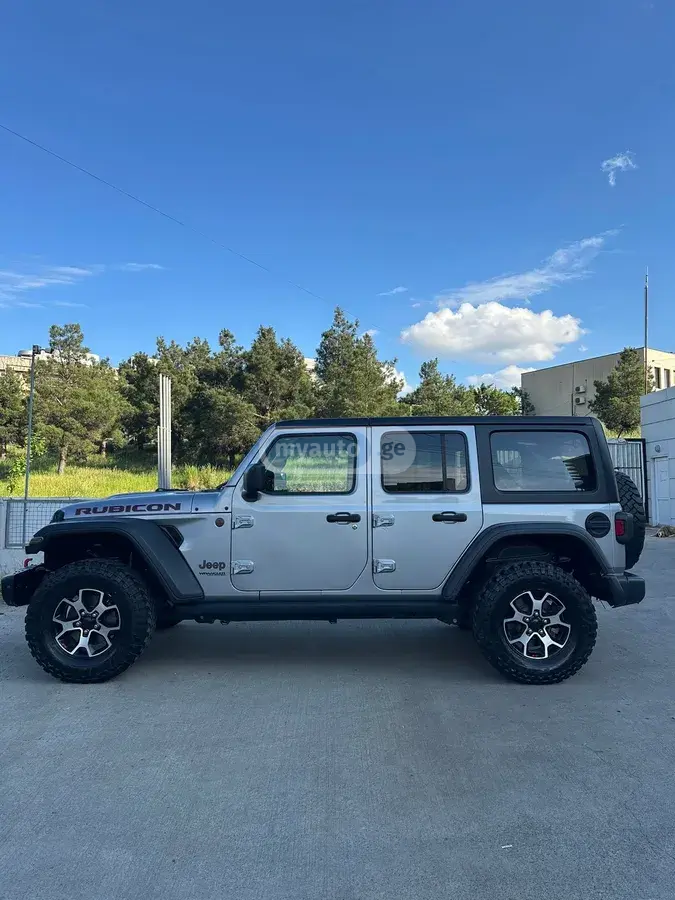 Jeep Wrangler 2020 — photo 2