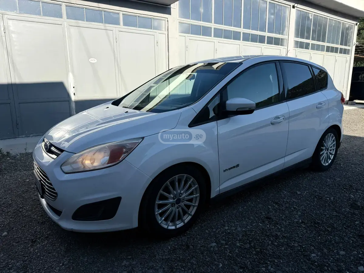 Ford C-Max 2017 — photo 2