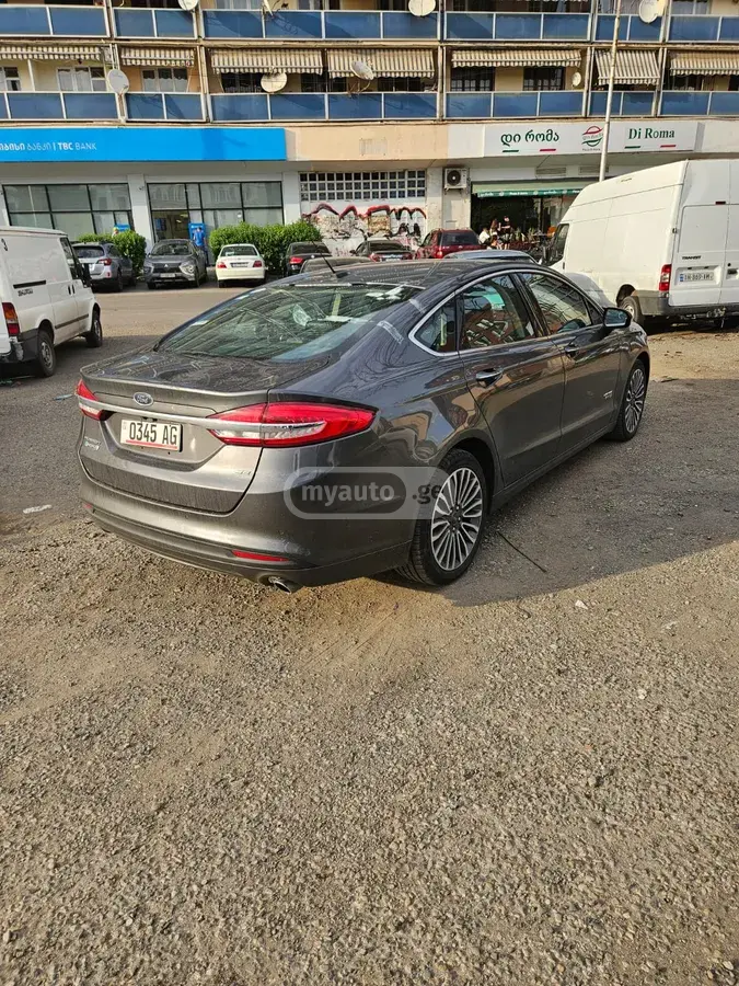 Ford Fusion