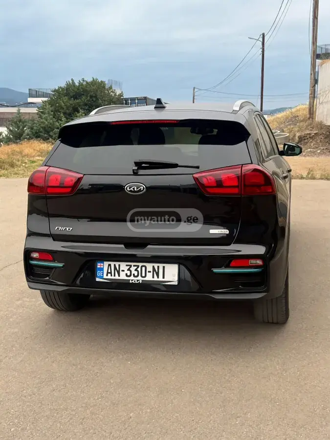 Kia Niro 2019 — photo 2