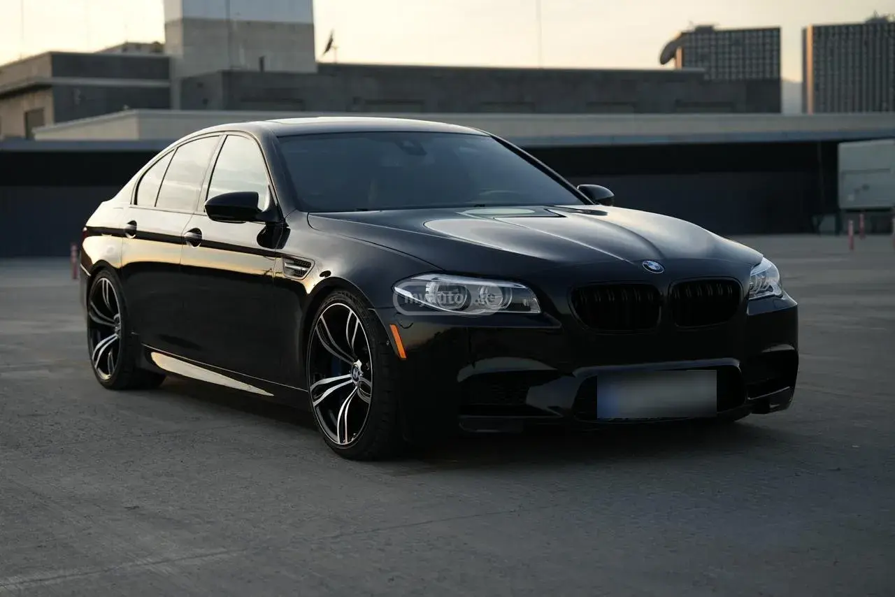 BMW M5