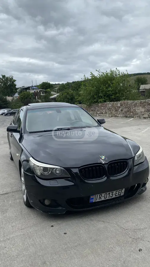 BMW 528