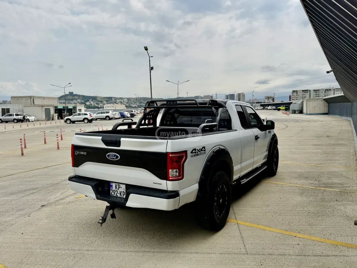 Ford F-150 2015 — photo 2