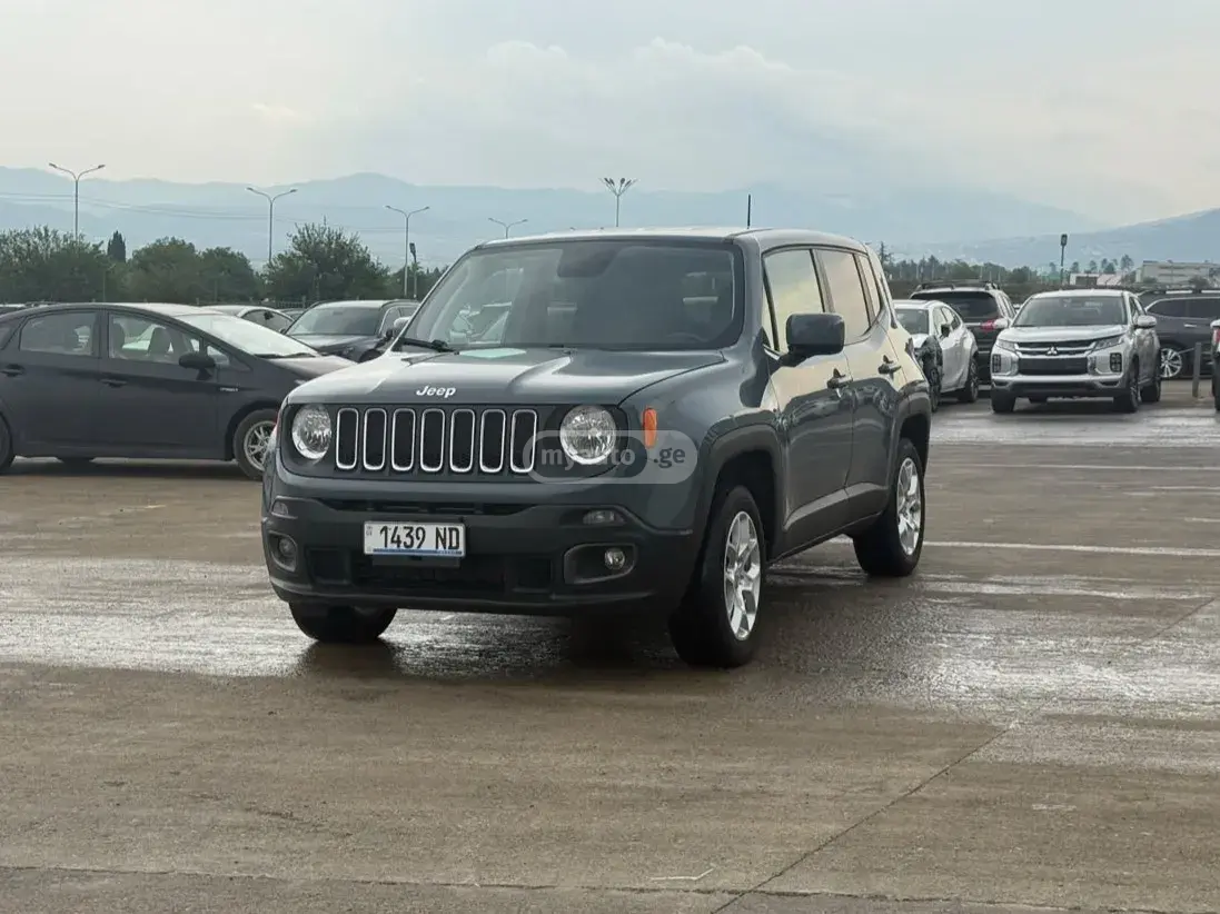 Jeep Renegade 2018 — photo 2