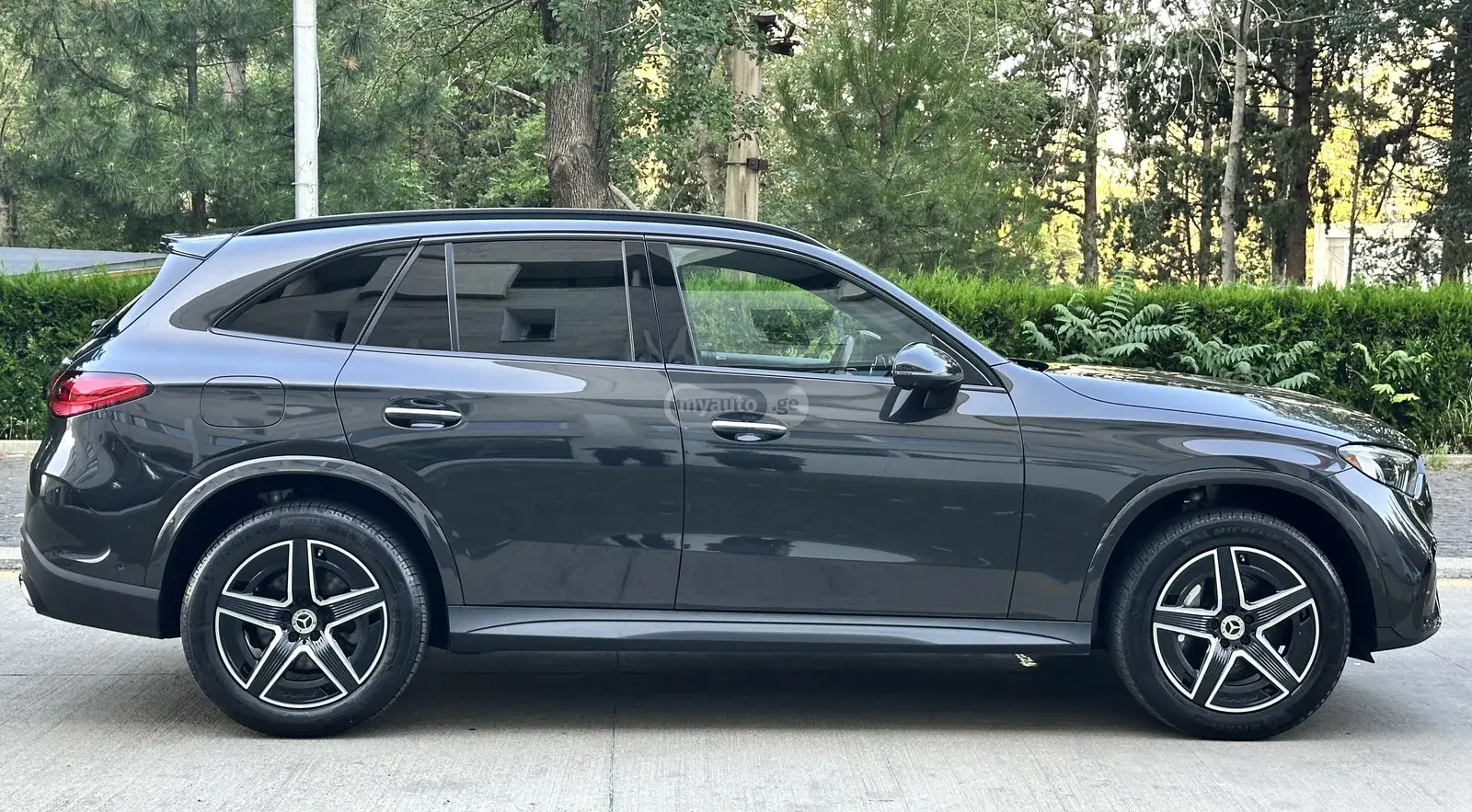 Mercedes-Benz GLC 300 2023 — photo 2