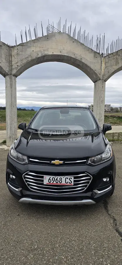 Chevrolet Trax 2018 — photo 2