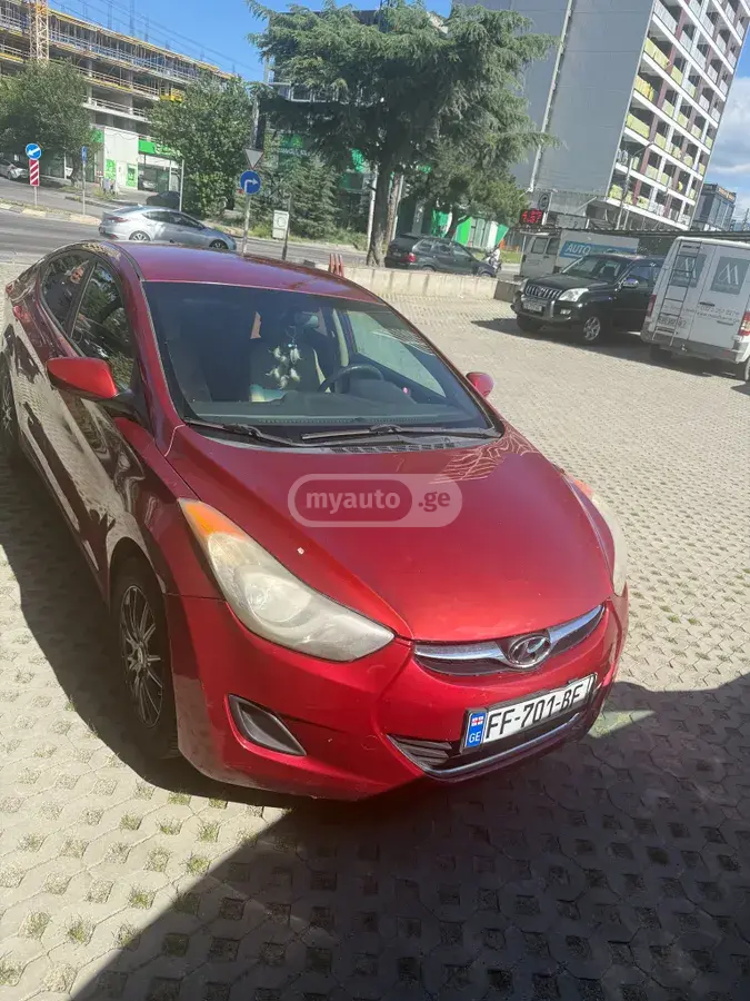 Hyundai Elantra