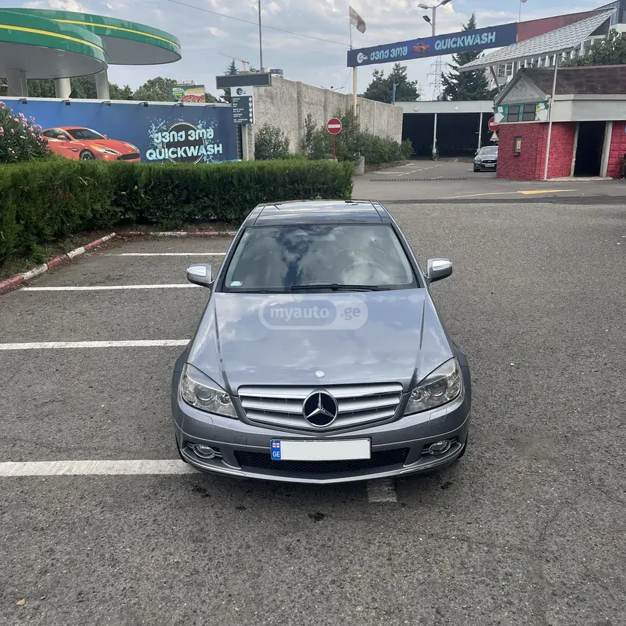 Mercedes-Benz C 200