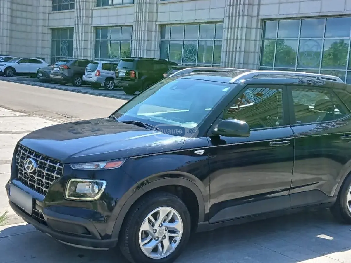 Hyundai Venue 2019 — photo 2
