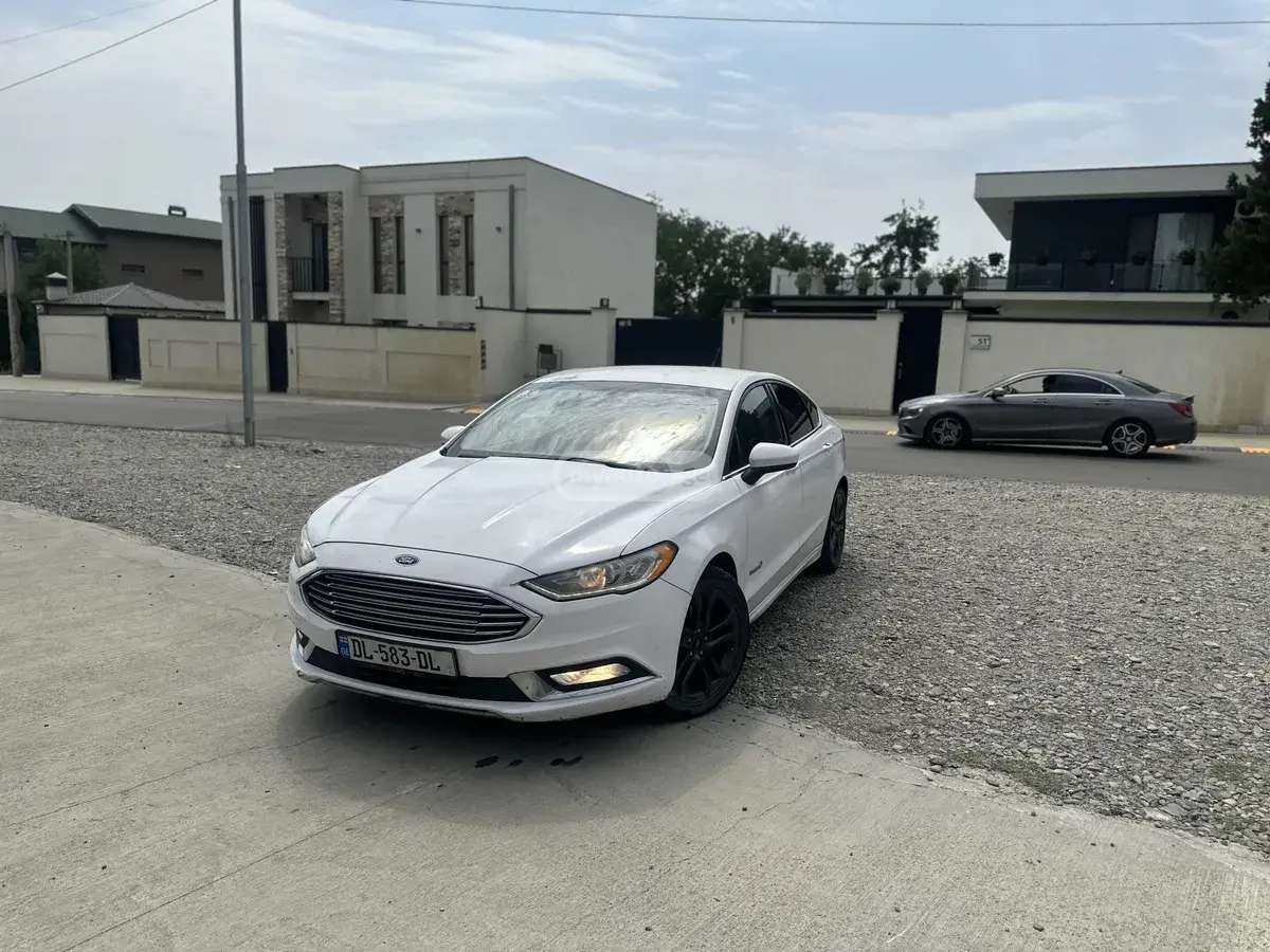 Ford Fusion 2017 — photo 2