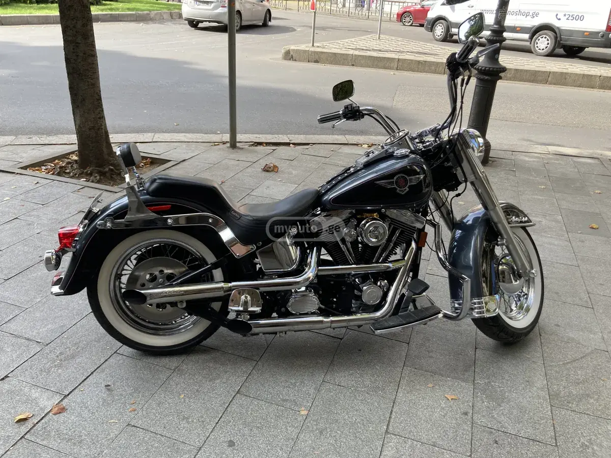 Harley-Davidson Softail Deluxe