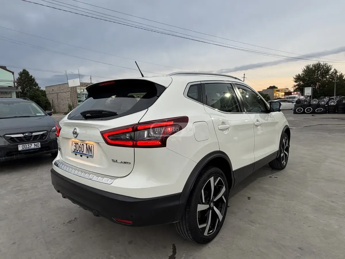 Nissan Rogue Sport 2022 — photo 2