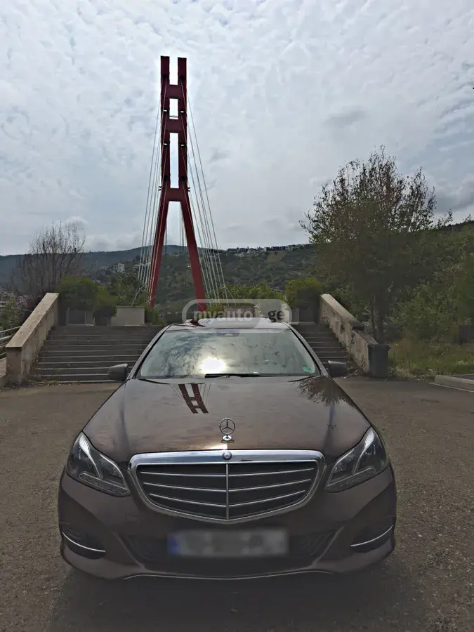 Mercedes-Benz E 350