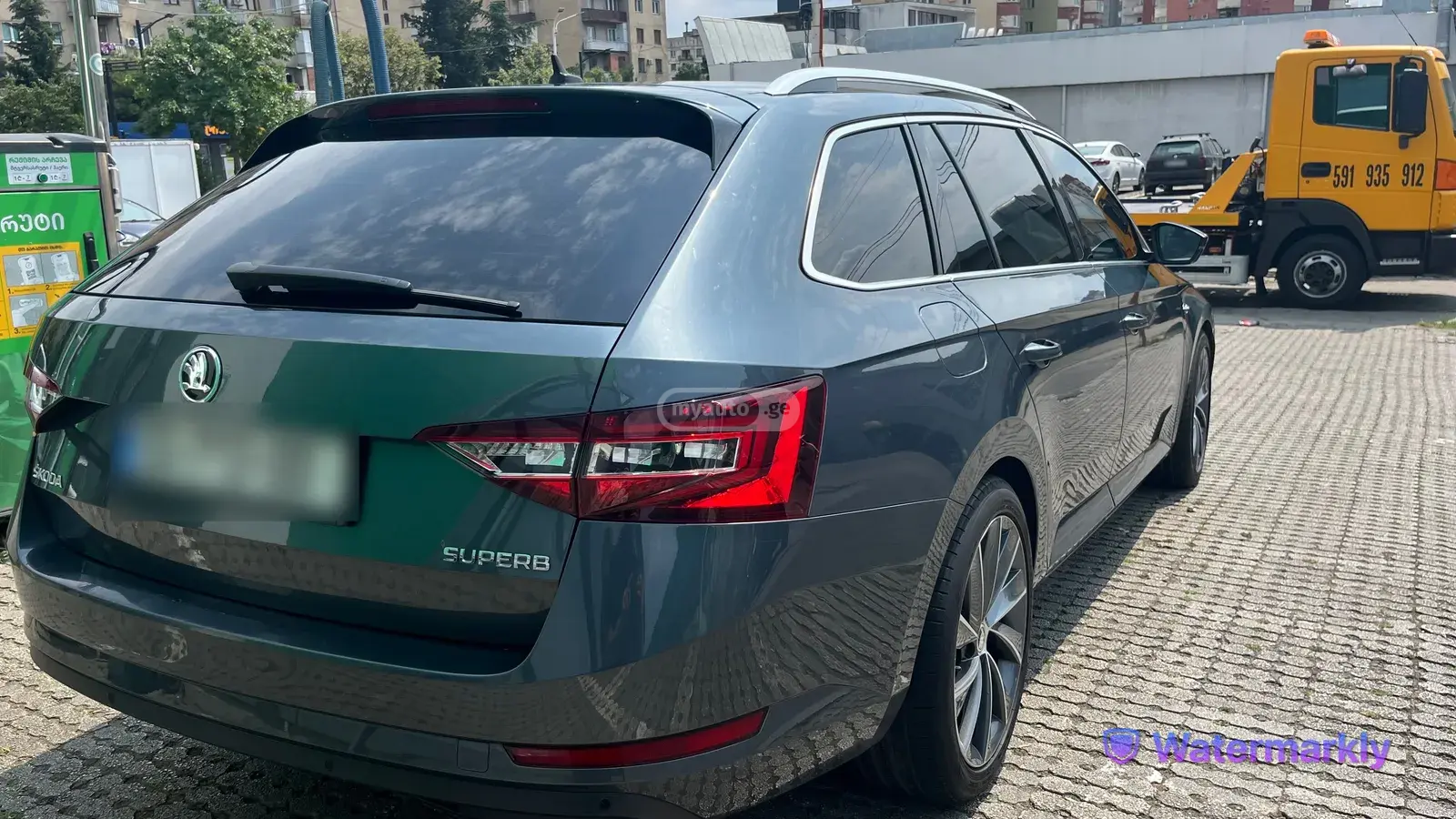 Skoda Superb 2018 — photo 2